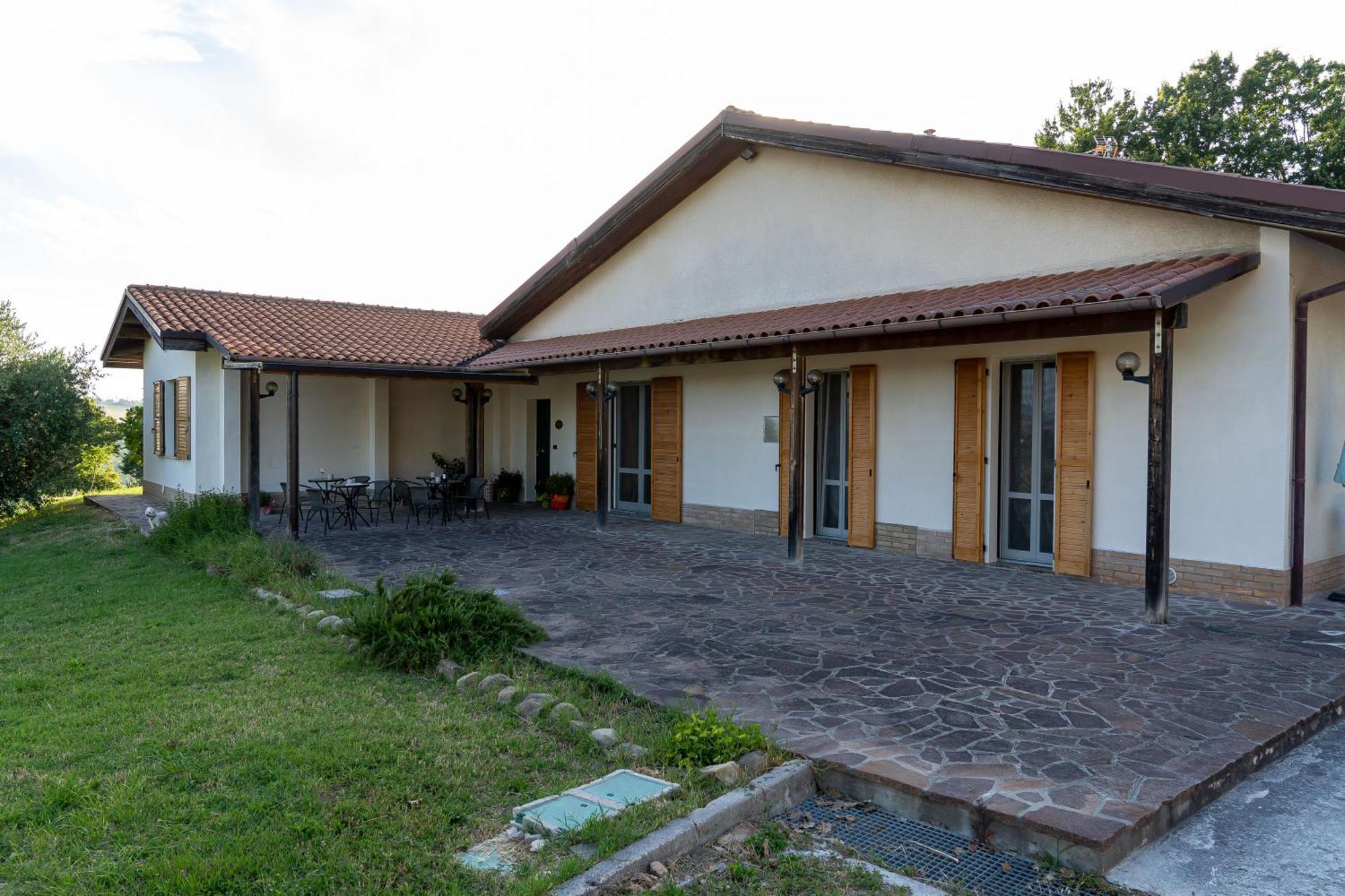 B&B La Figuretta Ези Экстерьер фото